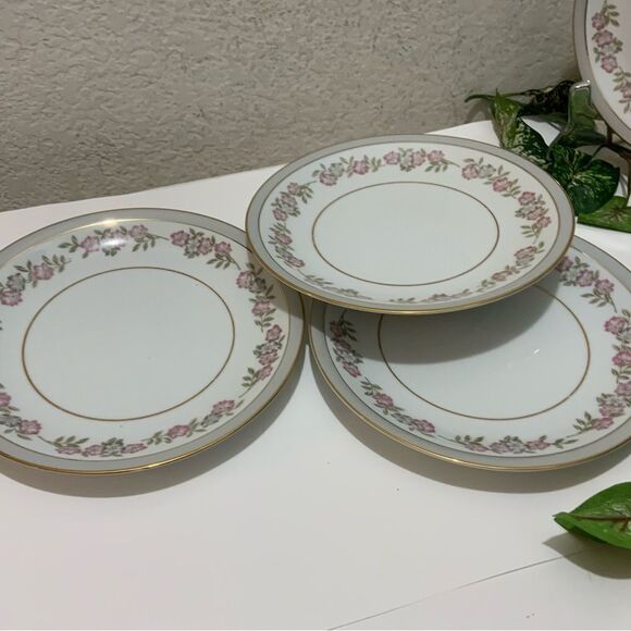 Noritake 5433 Gray & Gold Rimmed 10 3/8” Flowers Japan Set Of 4 Salad Plate G5 - Picture 1 of 5
